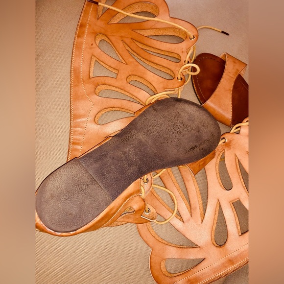 Butterfly Tie Up Gladiator Flat Sandals By Herstyle - Picture 9 of 11